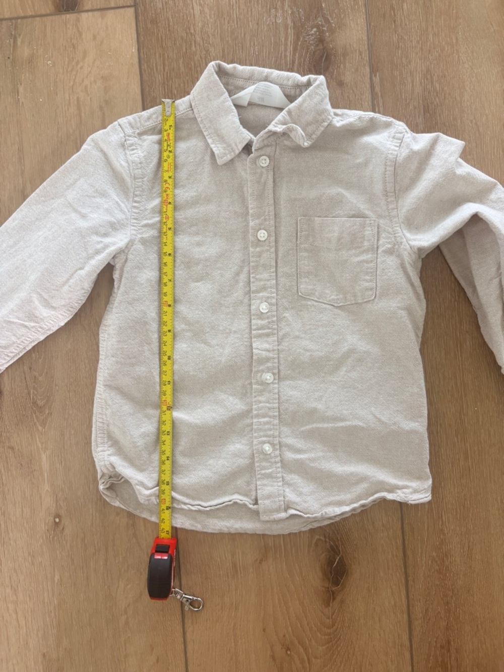 H&M kids 5T tan button down shirt